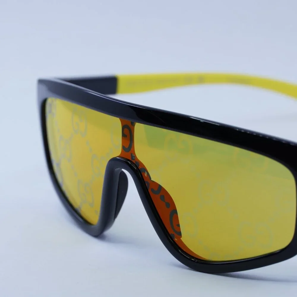 🕶️ New Gucci GG1736S 004 Sunglasses - Black Frame,Yellow with GG Pattern Lenses